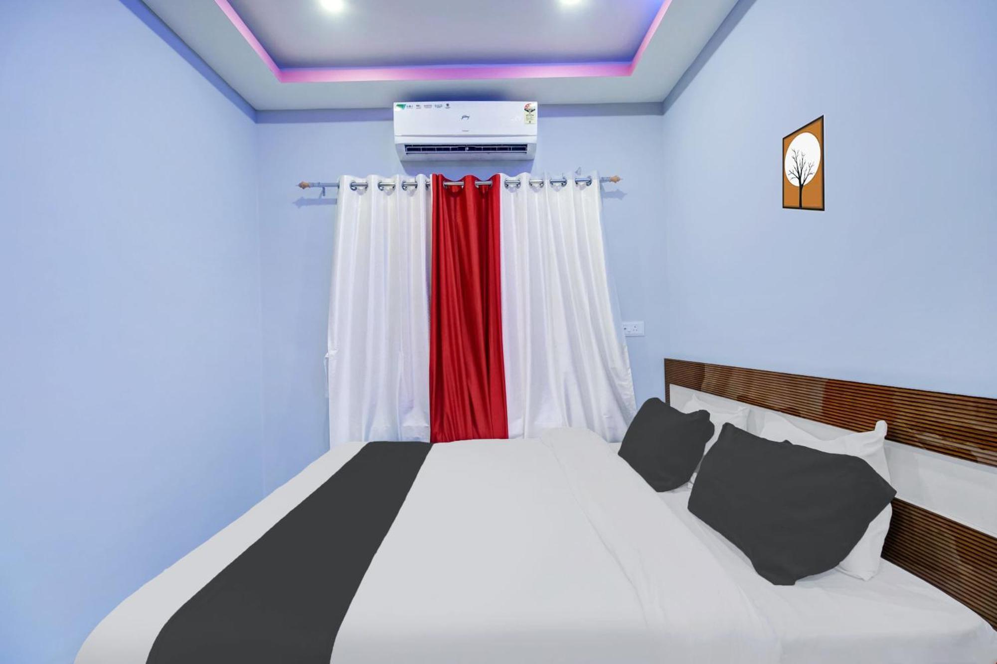 Super Hotel O Sai D-Lux Guwahati Buitenkant foto
