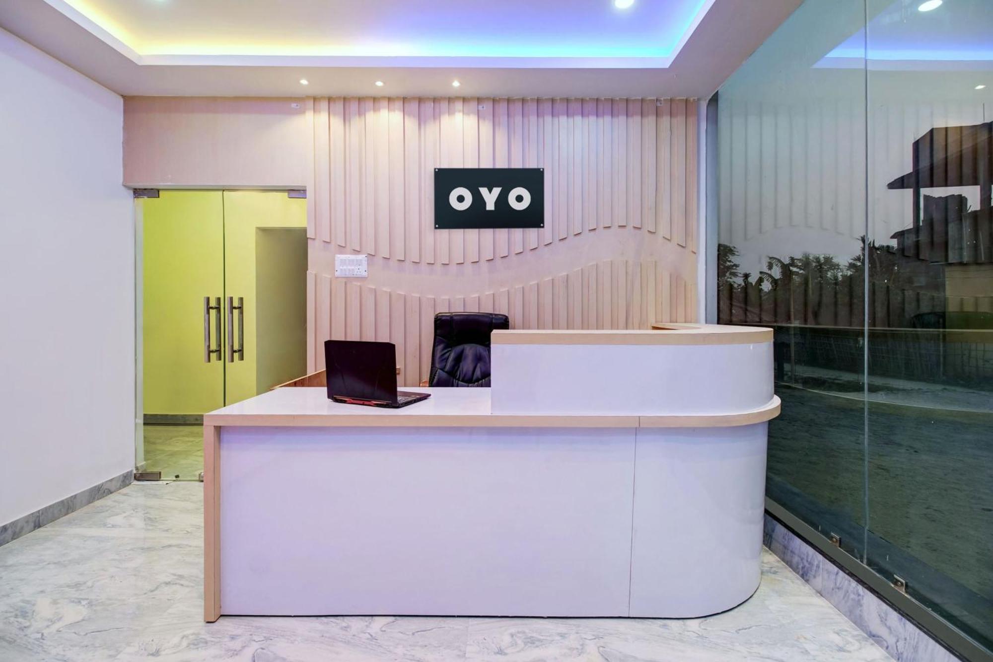 Super Hotel O Sai D-Lux Guwahati Buitenkant foto